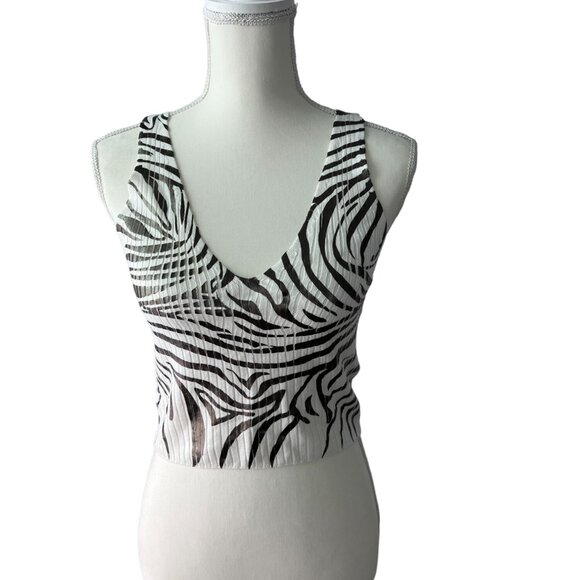 TOPSHOP Animal Print Knit Ribbed Crop Top Size US 6 - Picture 1 of 4